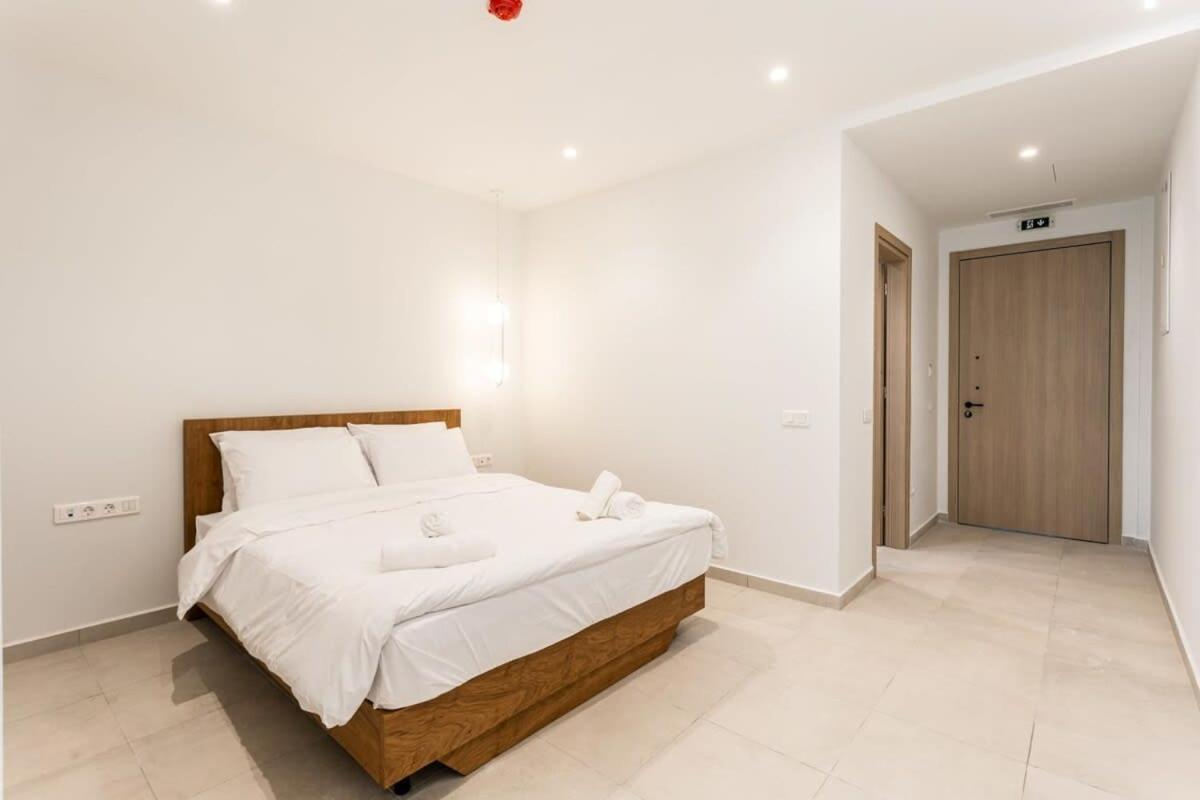 Athens Grec Suites - The Ultimate City Getaways In Dafni Екстериор снимка