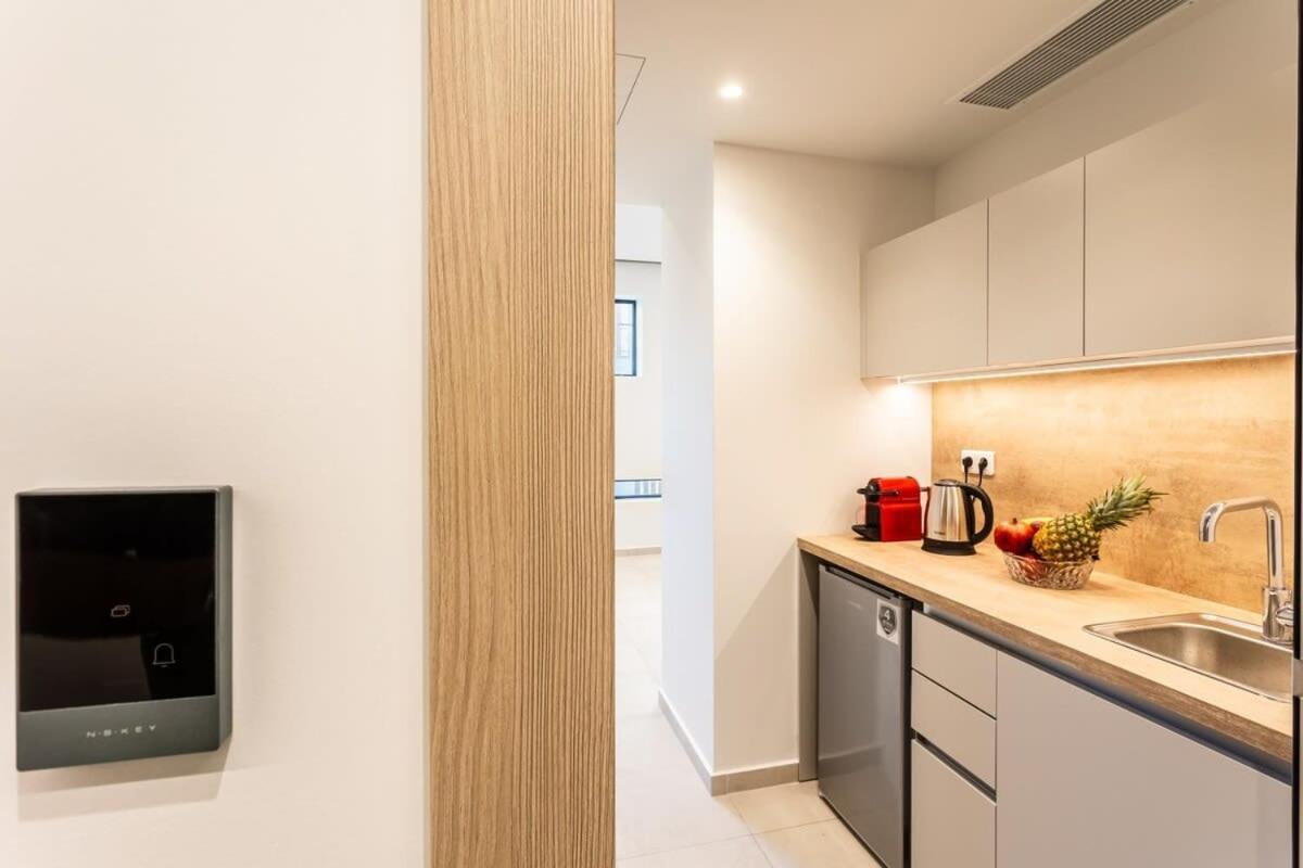 Athens Grec Suites - The Ultimate City Getaways In Dafni Екстериор снимка